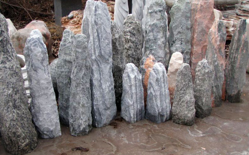 Pietre da giardino per decoro e pavimentazione Rocce da giardino prezzi